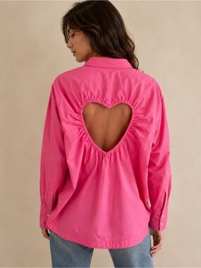 Zara Oversized Heart Cut Out Button Down Size XS fit up to M Barbie Pink Cotton